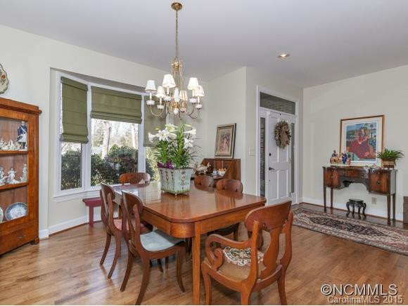 110 SUNNINGDALE DRIVE - Photo 3