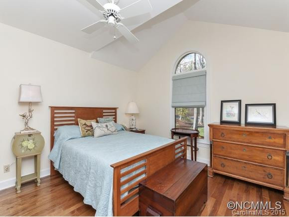 110 SUNNINGDALE DRIVE - Photo 10