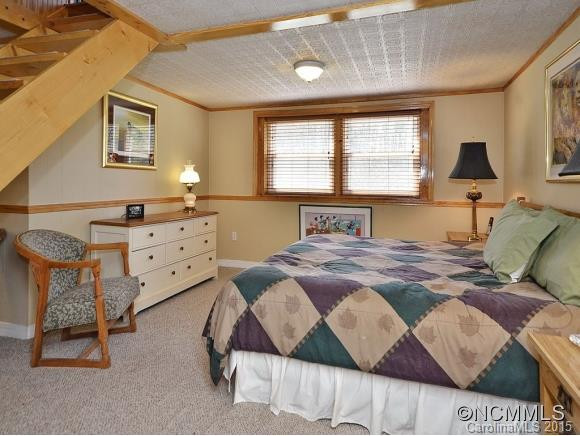 406 ROLLING DRIVE - Photo 10