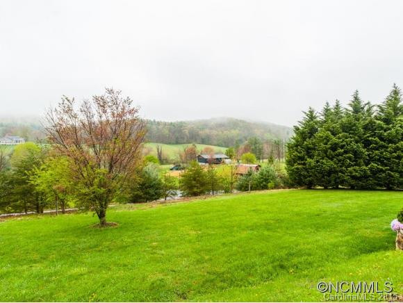 23 Mcintyre Drive - Photo 3