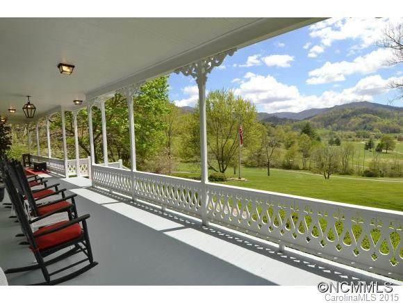 185 Country Club Drive - Photo 2