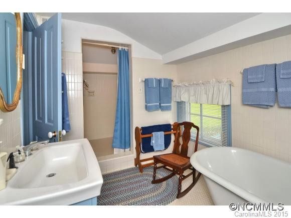 185 Country Club Drive - Photo 13