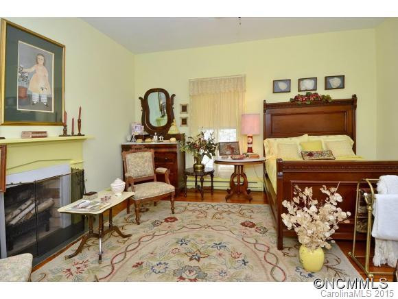 185 Country Club Drive - Photo 15