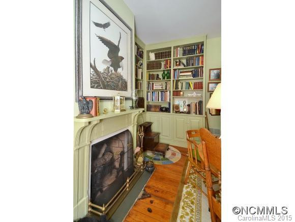185 Country Club Drive - Photo 16