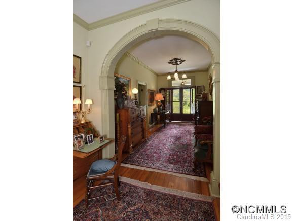 185 Country Club Drive - Photo 4