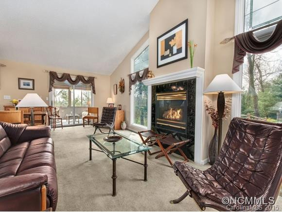 230 MAPLE HILL DRIVE - Photo 3
