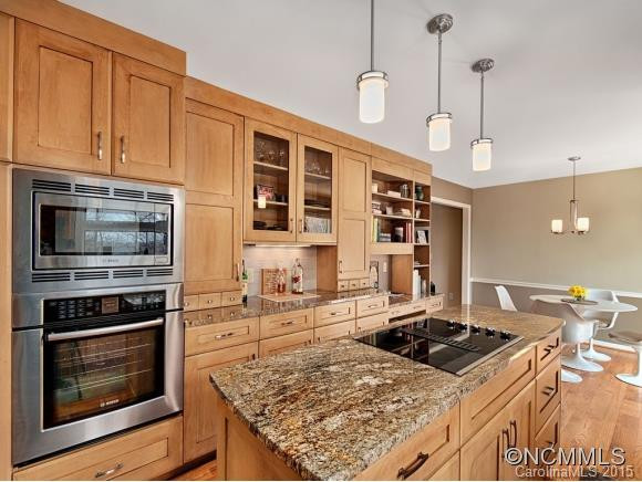 230 MAPLE HILL DRIVE - Photo 5