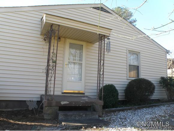 120 Delaware Ave - Photo 2