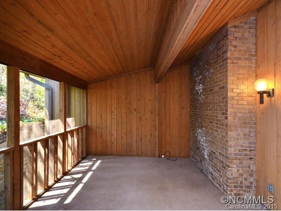 304 LAUREL OAK LANE - Photo 16