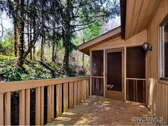 304 LAUREL OAK LANE - Photo 17