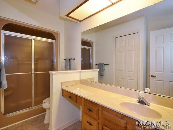 304 LAUREL OAK LANE - Photo 9