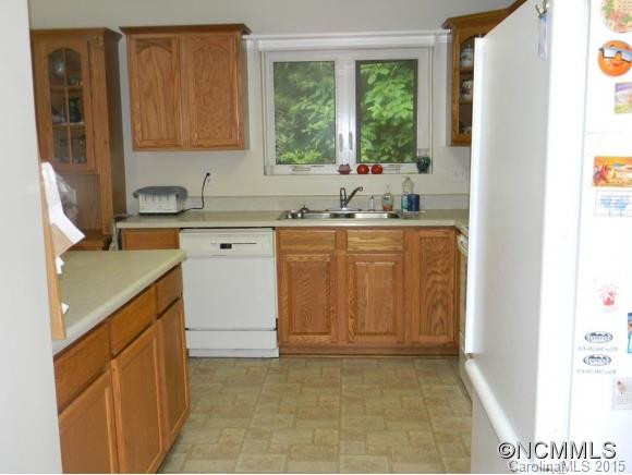 36 WOODMORE DRIVE - Photo 3