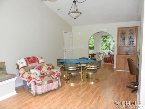 36 WOODMORE DRIVE - Photo 10
