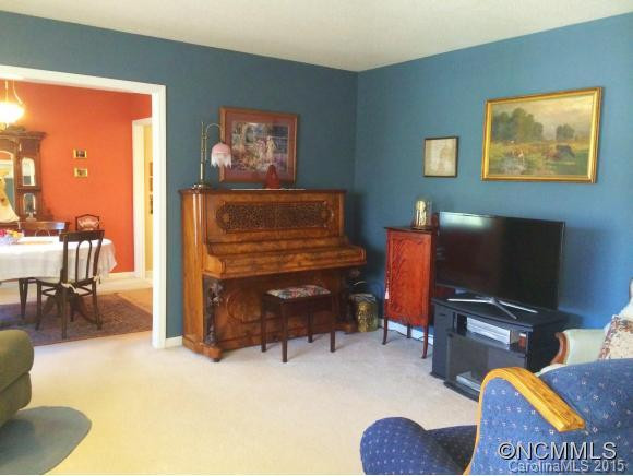 144 Timberlane Drive - Photo 3