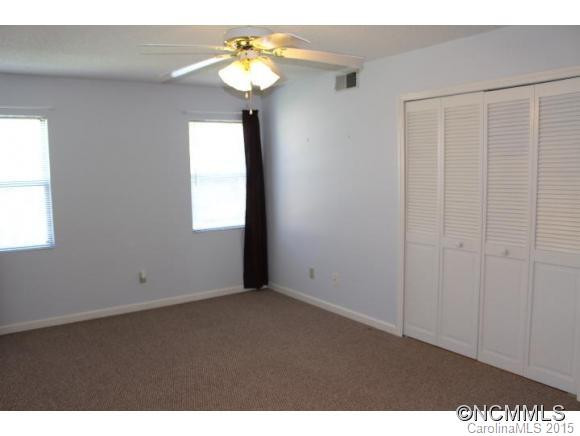 705 Abbey Circle Unit G-5 - Photo 13
