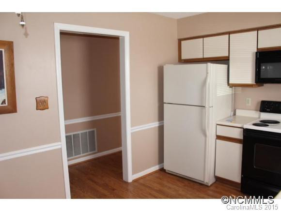 705 Abbey Circle Unit G-5 - Photo 9