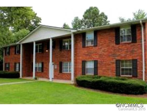 102 Falling Waters Road, Unit 3
