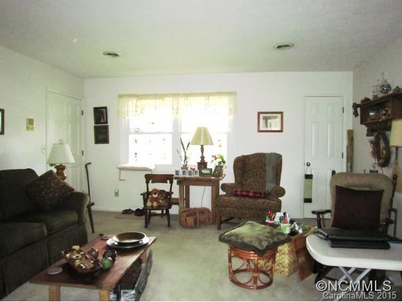 102 Falling Waters Road, Unit 3 - Photo 3