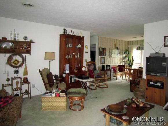 102 Falling Waters Road, Unit 3 - Photo 4
