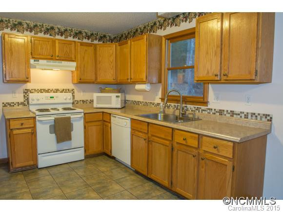 4 ELLA LANE - Photo 6