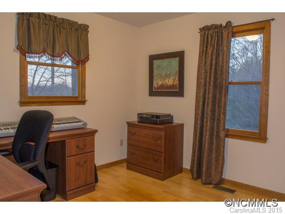 4 ELLA LANE - Photo 10