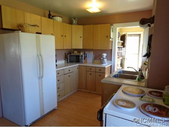 1943 Beaverdam Road - Photo 4