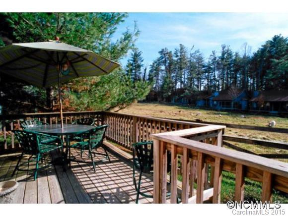 35 Waterlily Drive - Photo 3
