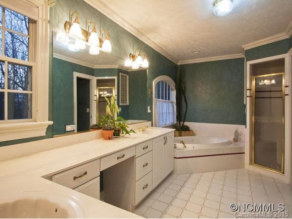 44 GLEN COVE DRIVE - Photo 12
