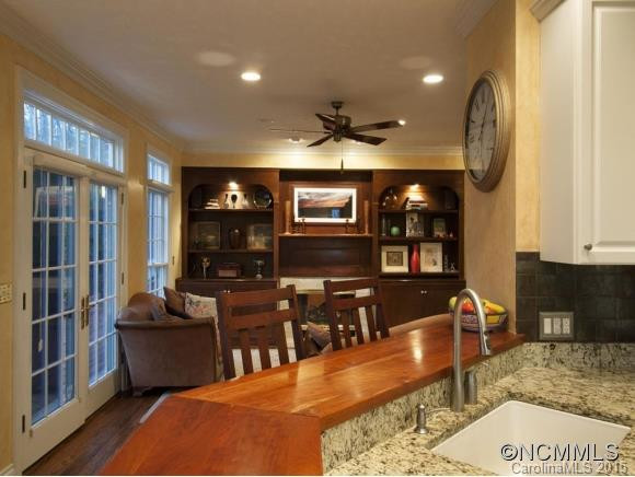 44 GLEN COVE DRIVE - Photo 4