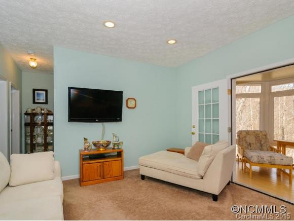 46 Michele - Photo 7