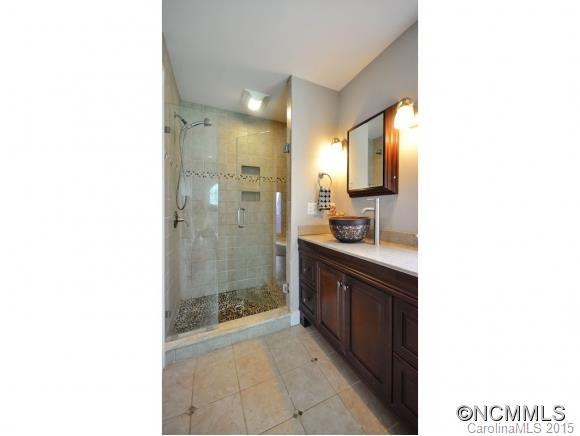 10 NORWOOD AVE - Photo 15