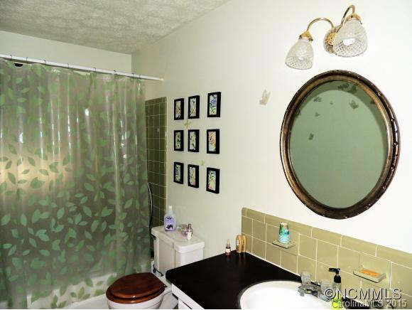 2270 Glenheath - Photo 11