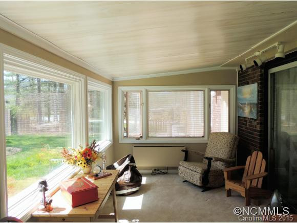 2270 Glenheath - Photo 12