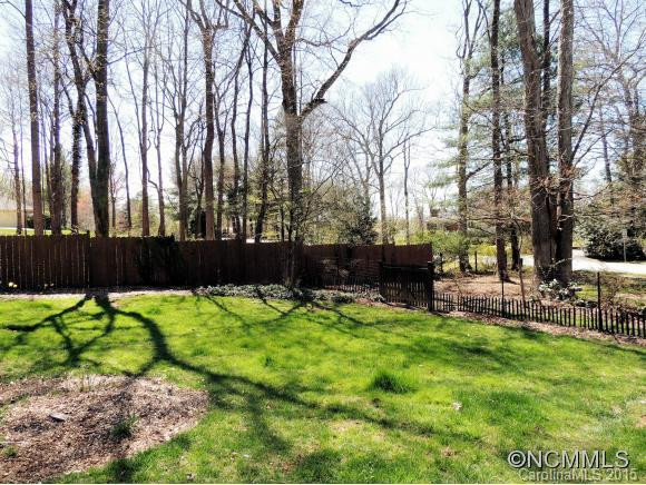 2270 Glenheath - Photo 16