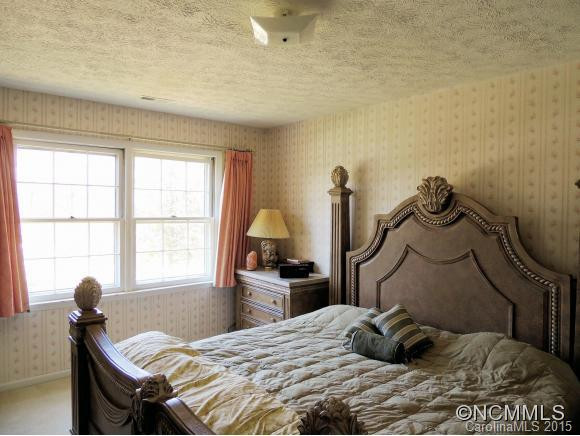 2270 Glenheath - Photo 7