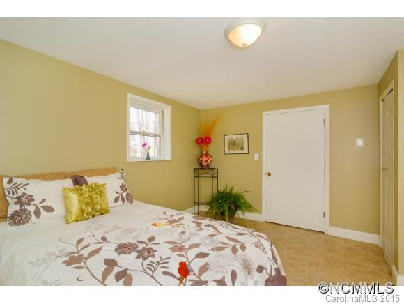 21 Howard Place - Photo 18