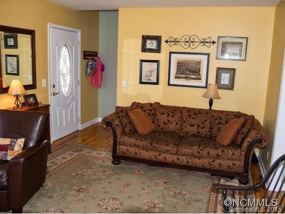 300 White Pine Drive - Photo 11