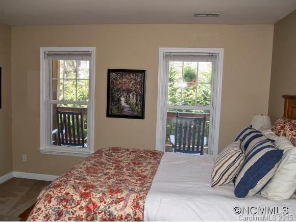 300 White Pine Drive - Photo 13