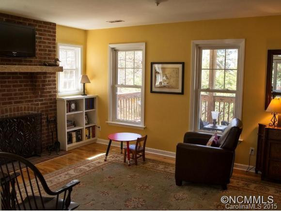 300 White Pine Drive - Photo 5