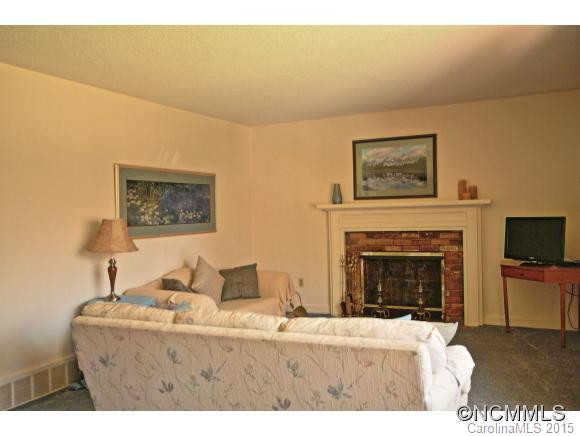 74 Briarwood Lane - Photo 5