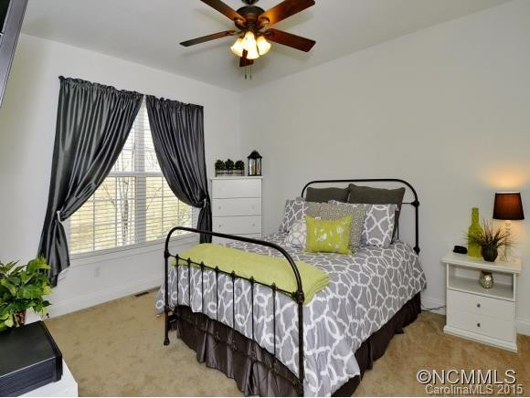 11 BEECHWOOD KNOLL - Photo 13
