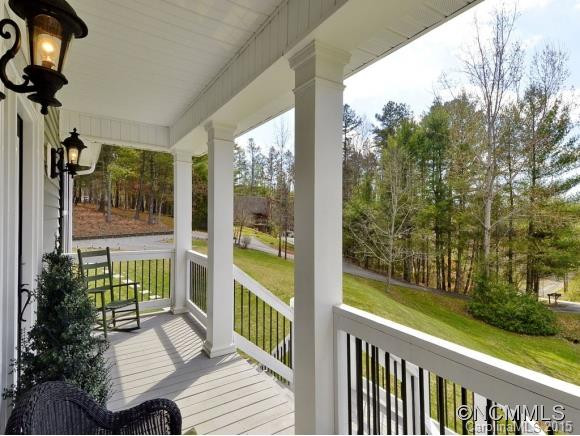 11 BEECHWOOD KNOLL - Photo 3