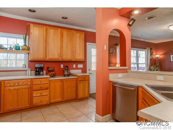 32 Haugom Drive - Photo 8