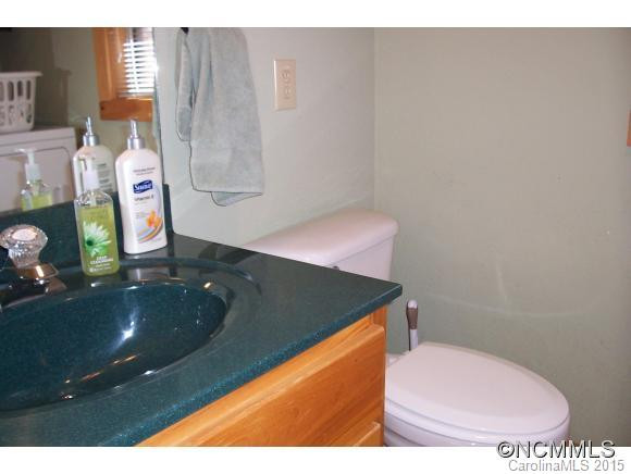 77 Maplewood - Photo 22
