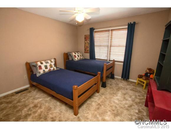 146 Lake Boulevard - Photo 18