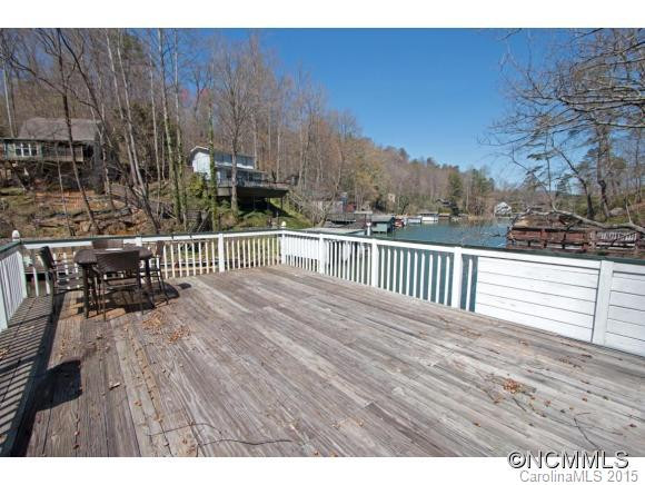146 Lake Boulevard - Photo 4