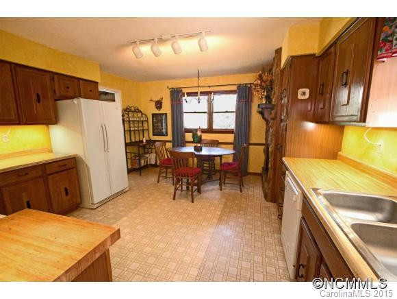 146 Lake Boulevard - Photo 7
