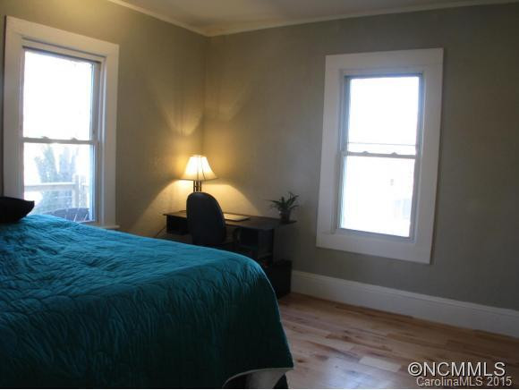 25 Yale - Photo 12