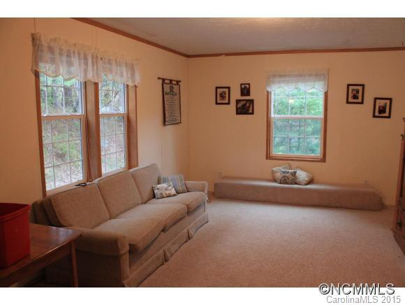 107 Moffitt Road - Photo 3