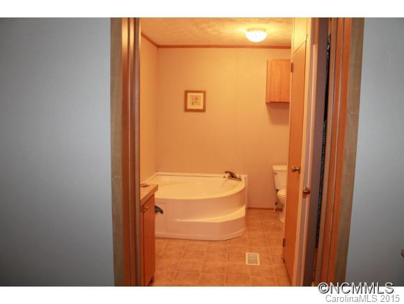 107 Moffitt Road - Photo 7